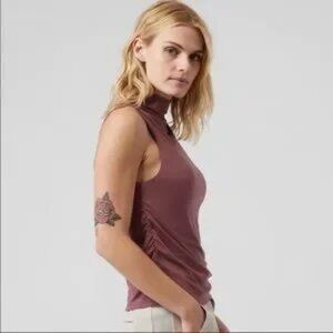 Athleta ESSENCE MOCK NECK SUPPORT TANK IN TAWNY ROSE NWOT size Small